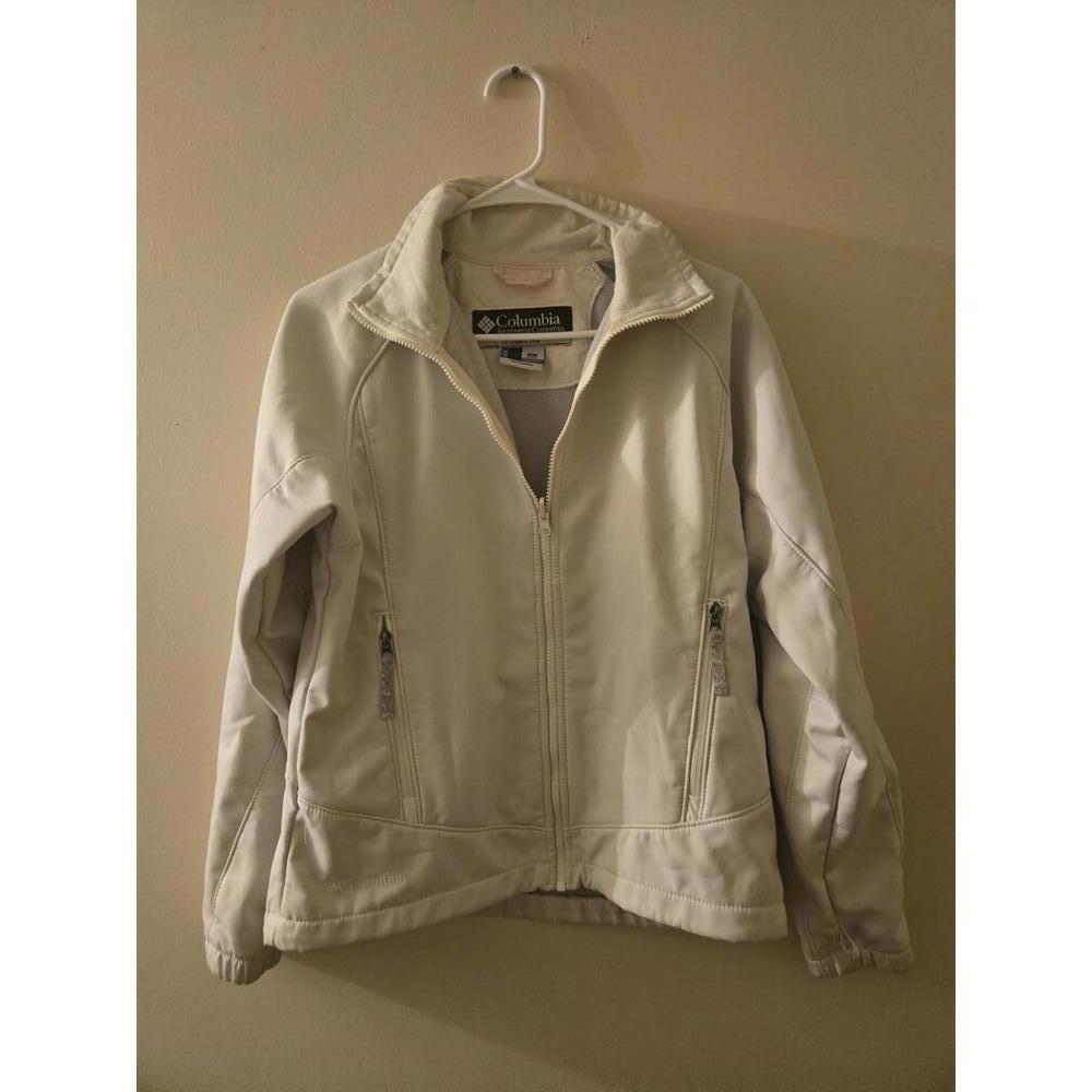 Columbia Women's white Softshell Jacket Medium
